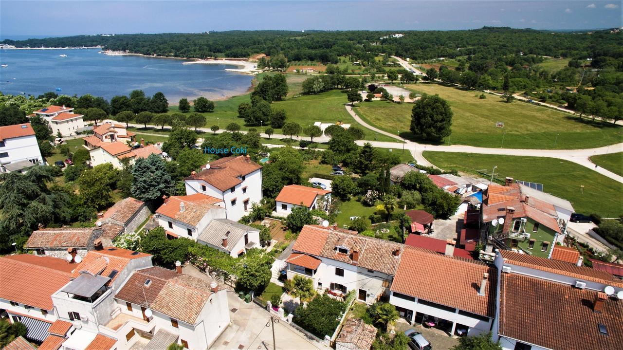 Apartments Coki Funtana Eksteriør billede