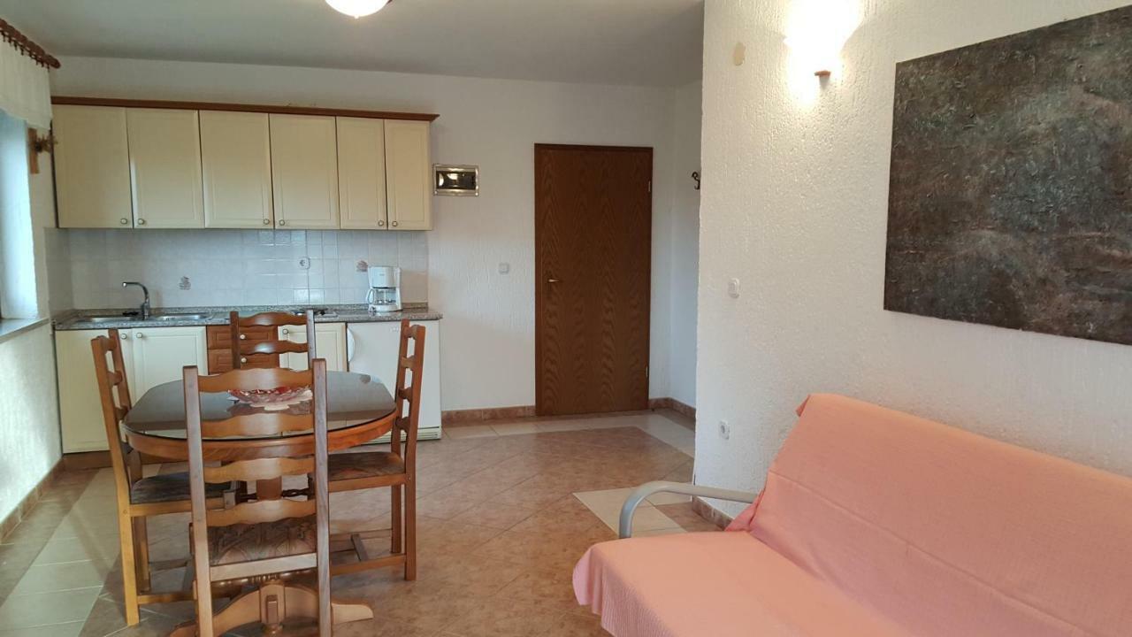Apartments Coki Funtana Eksteriør billede